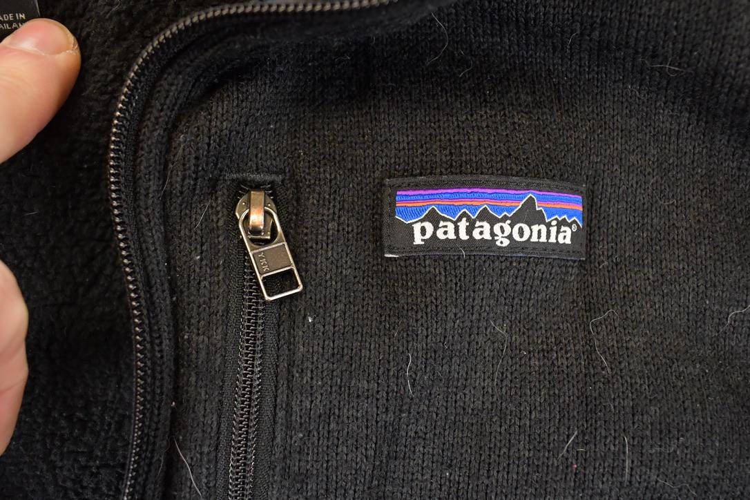 Vintage 1990s Patagonia Fleece Outdoorsman Sweater Mens M from propervintagecanada