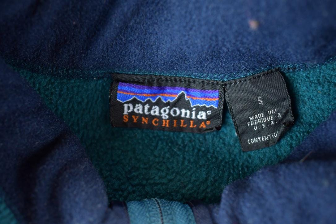 Vintage 1990s Patagonia Fleece Outdoorsman Sweater Vest Men's Small from propervintagecanada