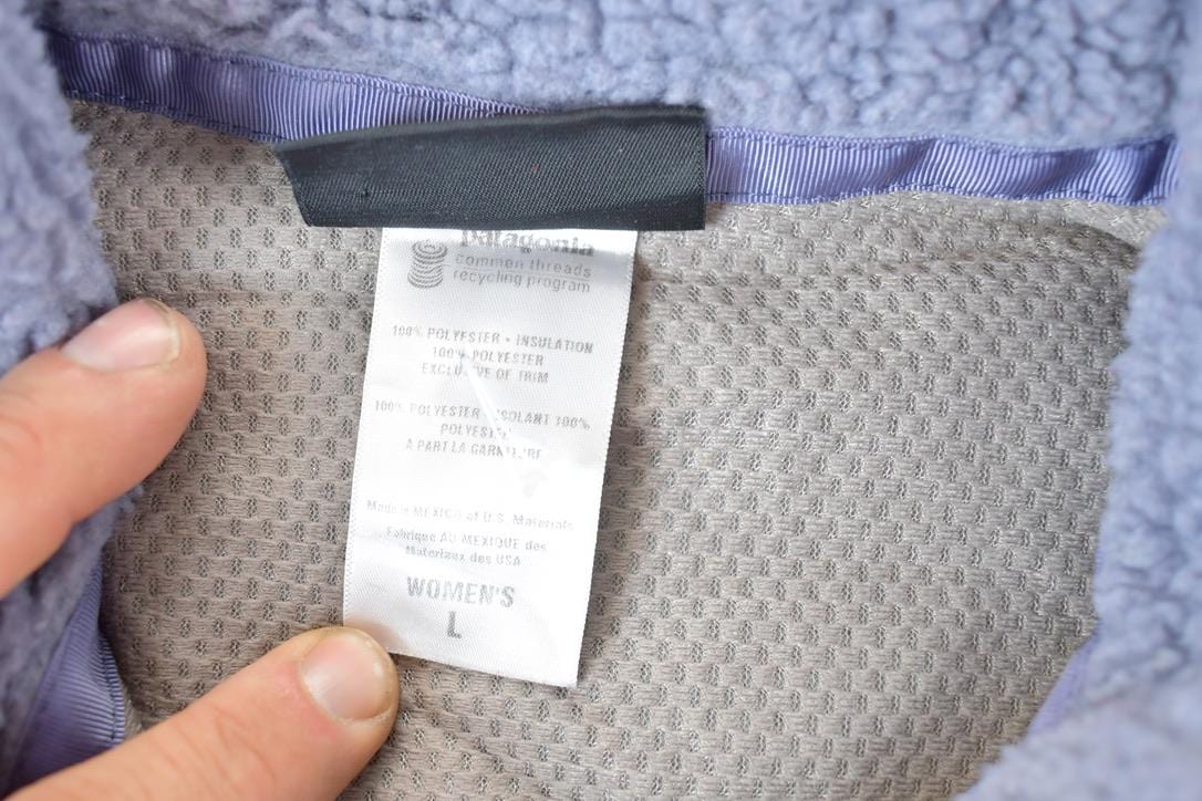 Vintage 1990s Patagonia Fleece Outdoorsman Sweater Vest Women's L from propervintagecanada