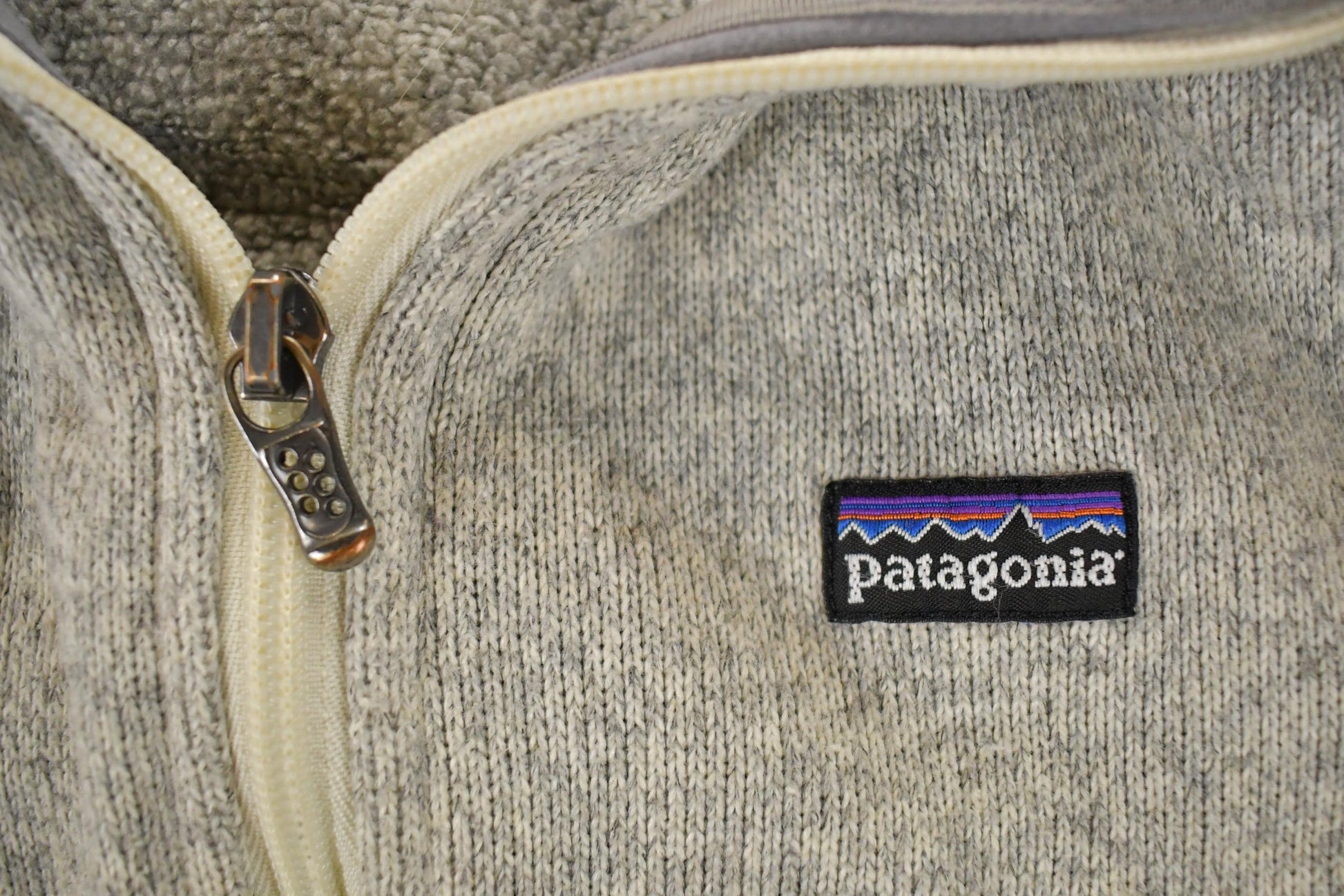 Vintage 1990s Patagonia Fleece Outdoorsman Sweater Women's S from propervintagecanada