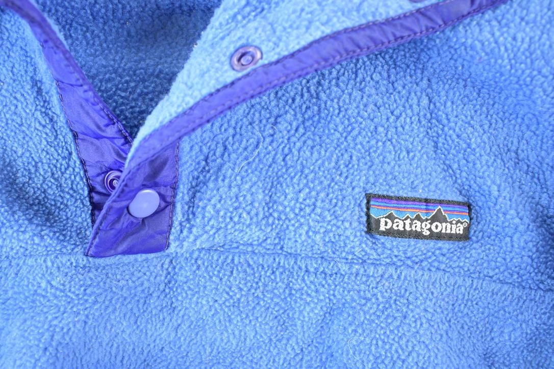 Vintage 1990s Patagonia Fleece Outdoorsman Sweater Youth L from propervintagecanada