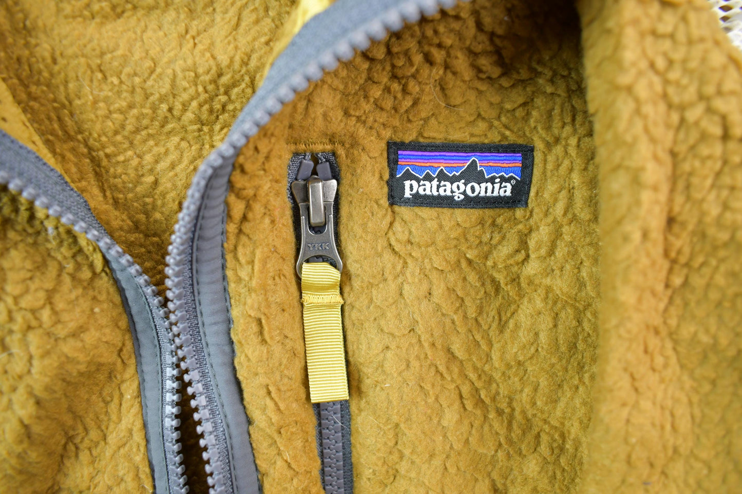 Vintage 1990s Patagonia Fleece Sweater Men's Small from propervintagecanada