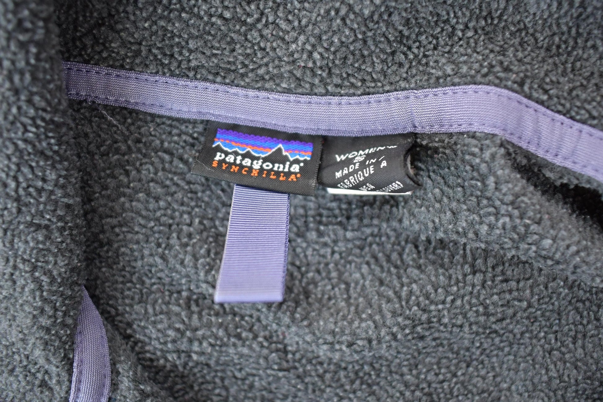 Vintage 1990s Patagonia Fleece Sweater Men's Small from propervintagecanada