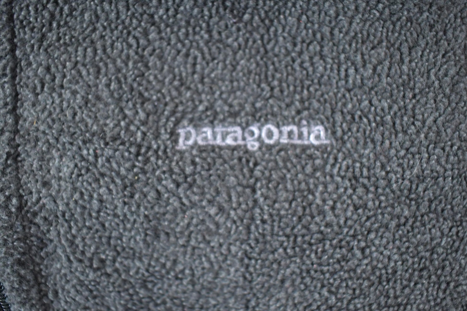 Vintage 1990s Patagonia Fleece Sweater Men's Small from propervintagecanada