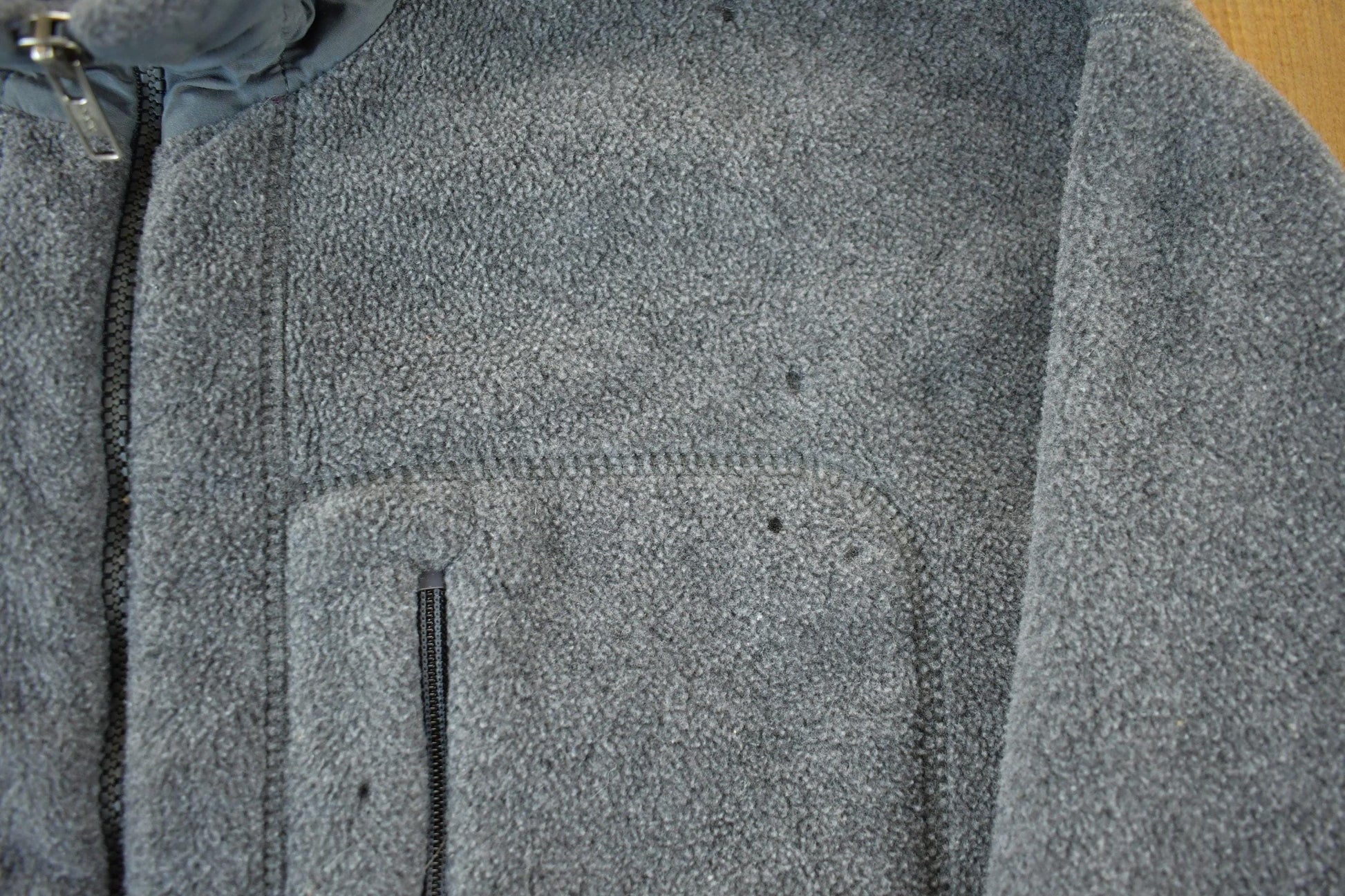 Vintage 1990s Patagonia Gray Full Zip Fleece Sweater Men's L from propervintagecanada