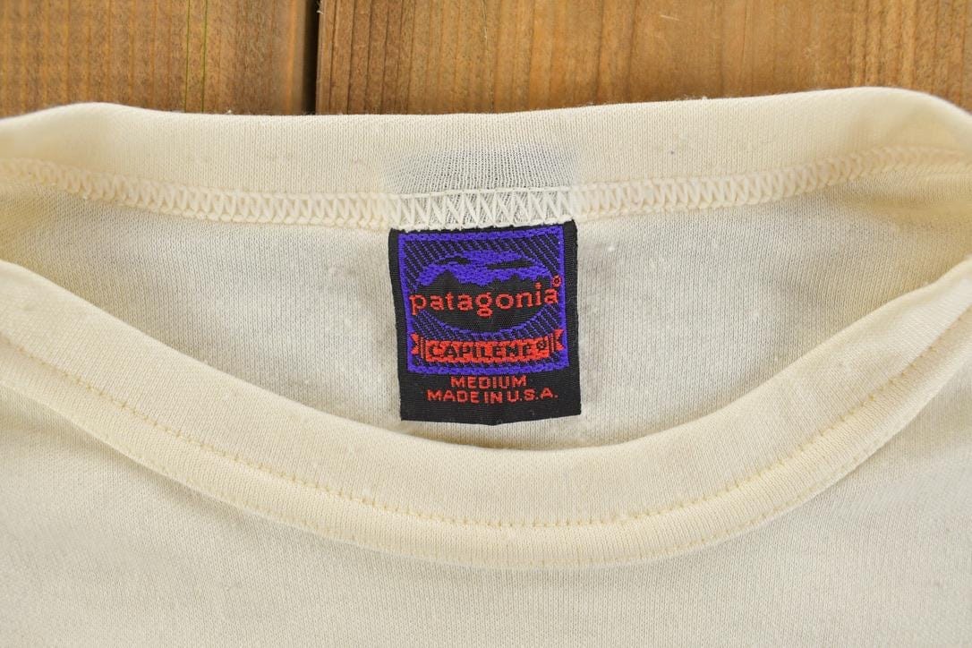 Vintage 1990s Patagonia Long Sleeve Undershirt T-Shirt Men's Small from propervintagecanada