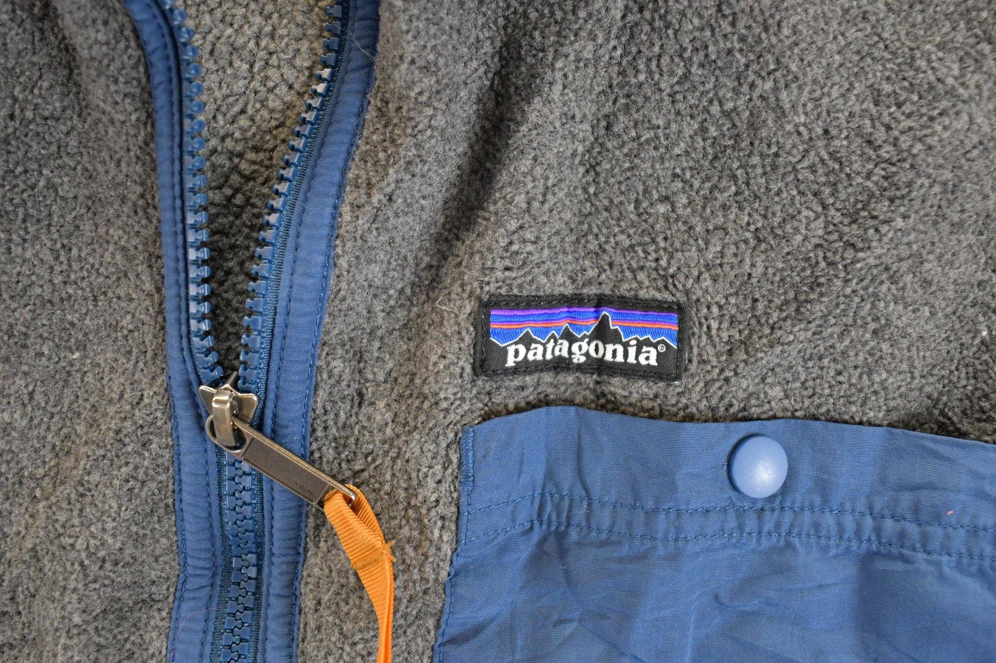 Vintage 1990s Patagonia Synchilla Fleece Outdoorsman Sweater Vest Mens M from propervintagecanada