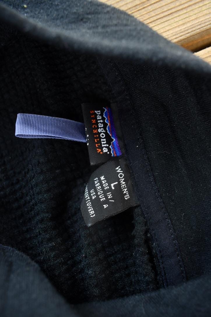 Vintage 1990s Patagonia Synchilla Full Zip Sweater Women's L from propervintagecanada