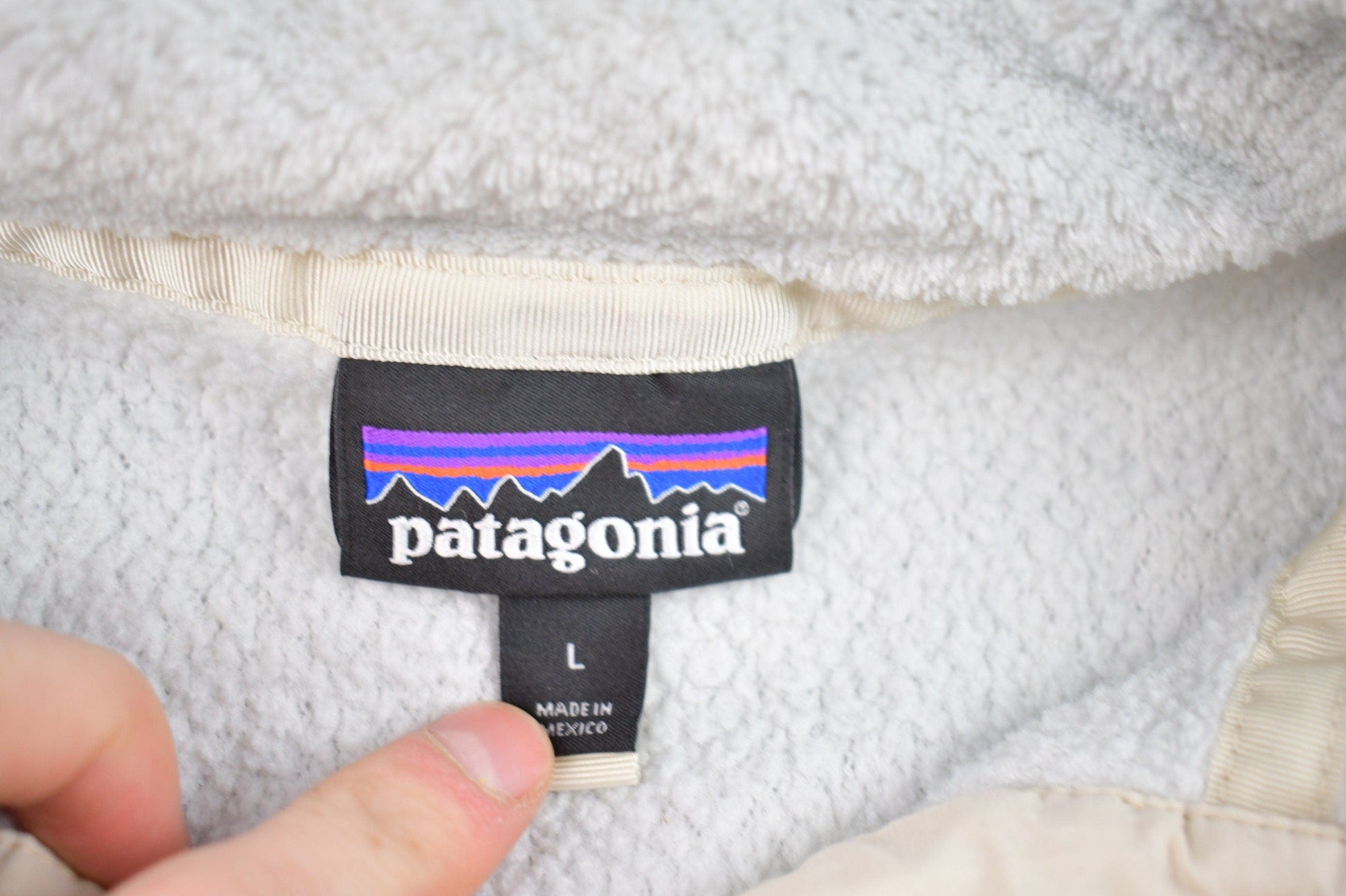 Vintage 1990s Patagonia T-Snap Fleece Sweater Women's S from propervintagecanada