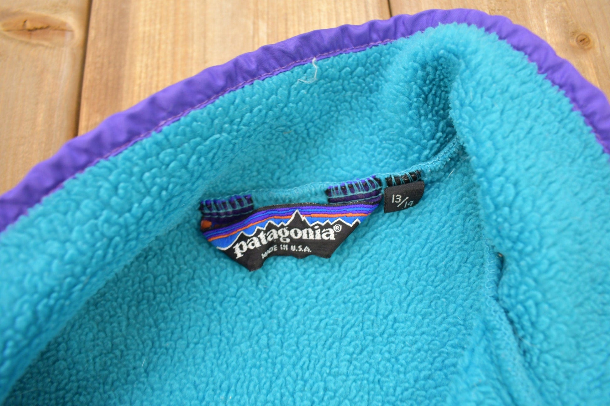 Vintage 1990s Patagonia T-Snap Fleece Sweater Youth L from propervintagecanada