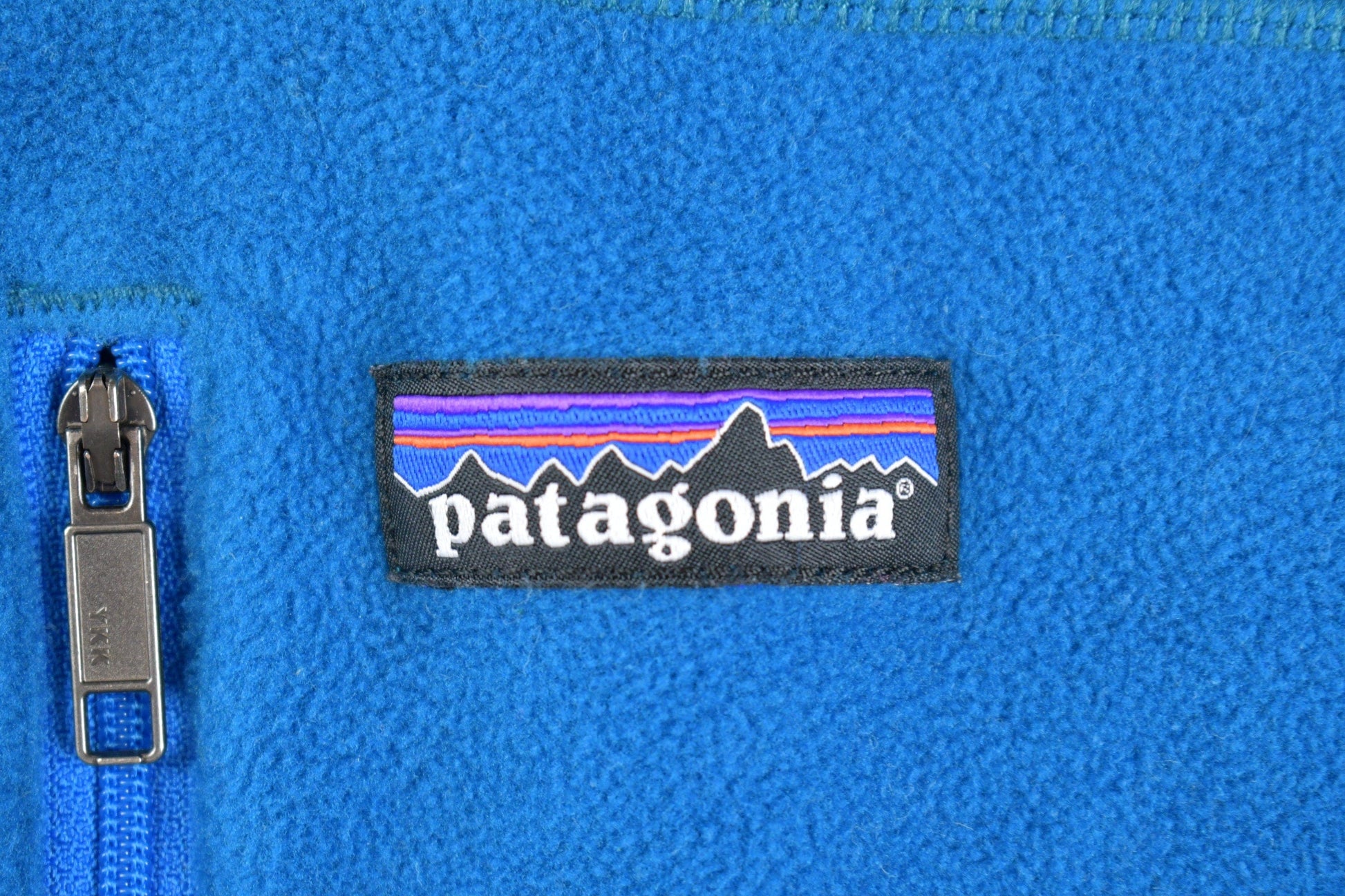 Vintage 1990s Patagonia Zip Up Fleece Sweater Men's Large from propervintagecanada