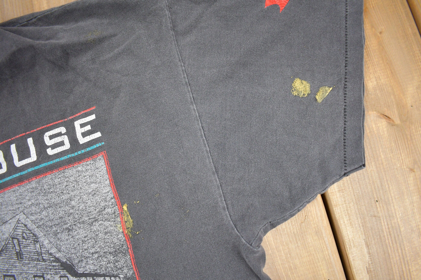 Vintage 1990s Pattie House Coboconk Graphic T Shirt Men's XL from propervintagecanada