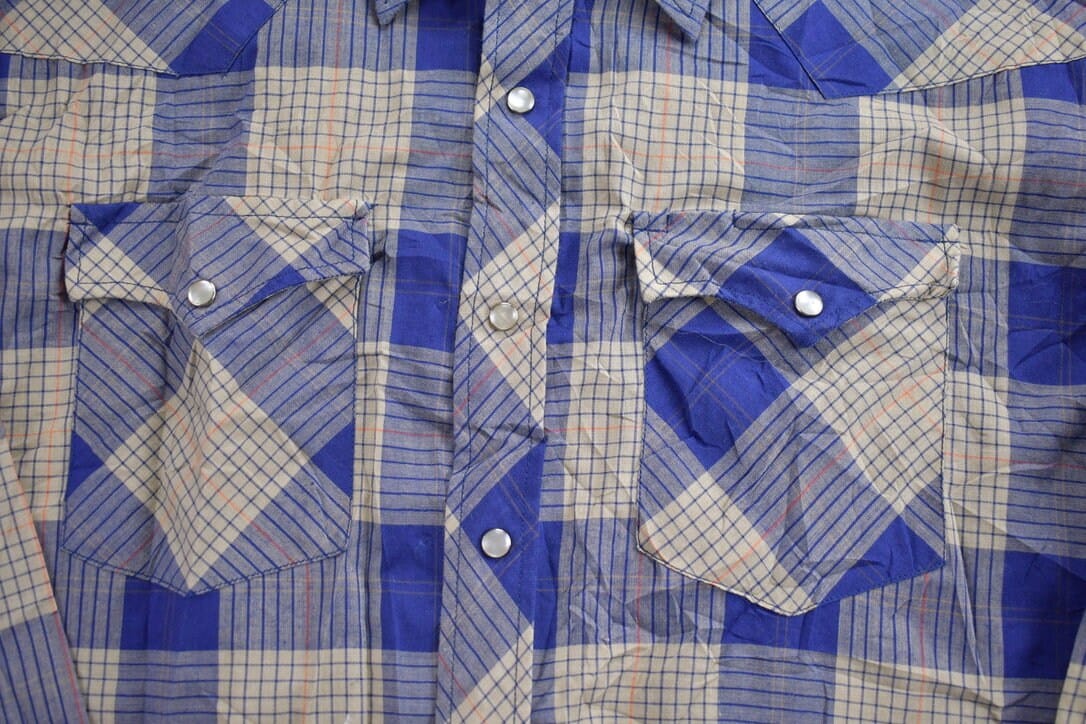 Vintage 1990s Pearl Snap Plaid Flannel Button Up Shirt Men's XL from propervintagecanada