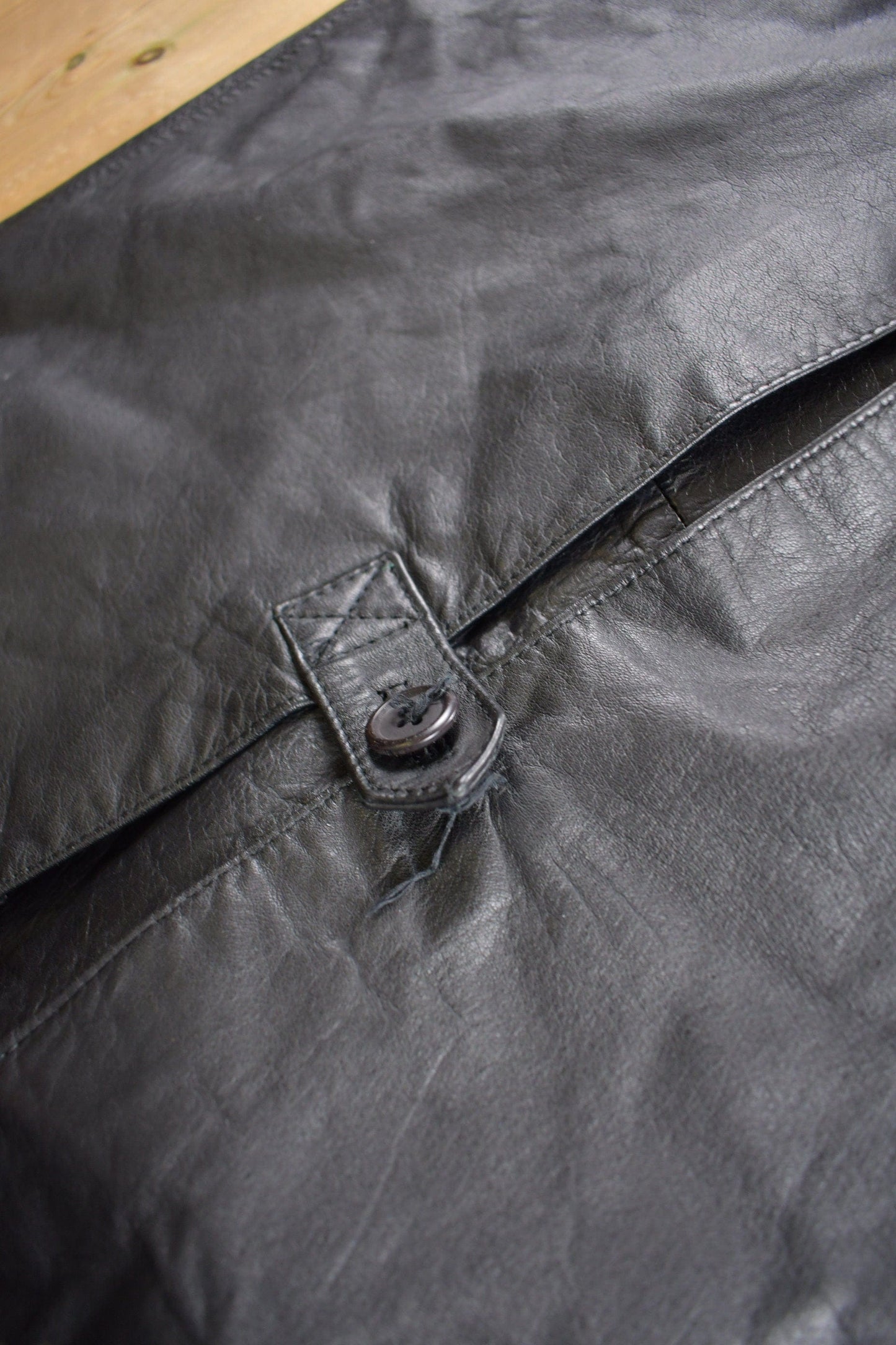 Vintage 1990s Pelle Studio Leather Trench Coat Men's Small from propervintagecanada
