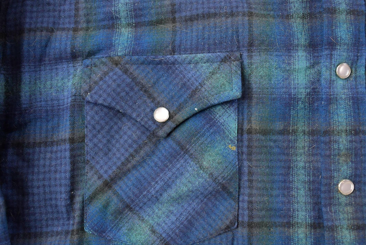 Vintage 1990s Pendleton Wool Flannel Canyon Shirt Men's 2XL from propervintagecanada