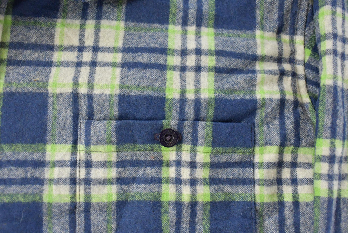 Vintage 1990s Pendleton Wool Flannel Shirt Men's 2XL from propervintagecanada