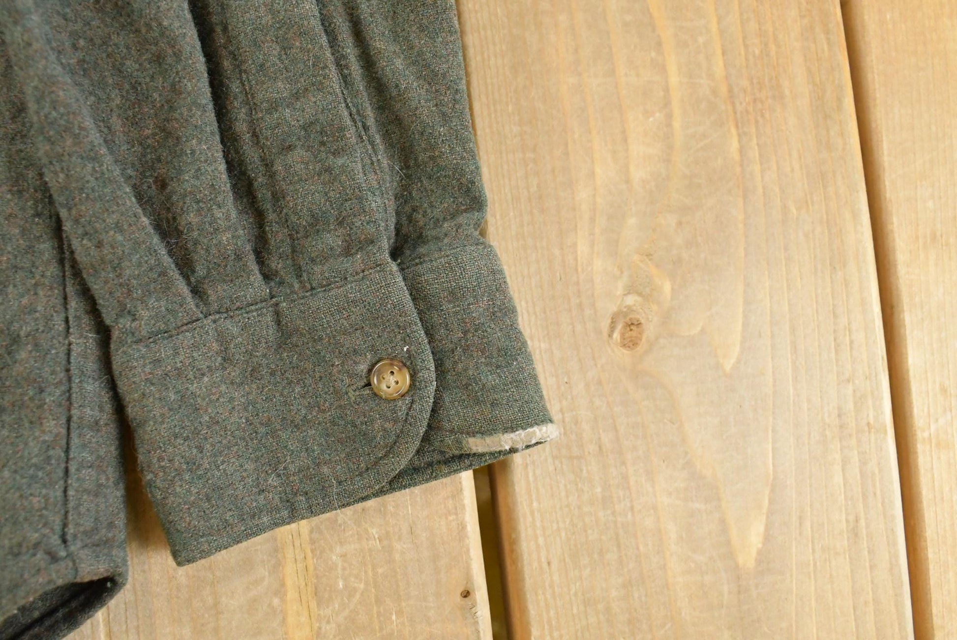 Vintage 1990s Pendleton Wool Flannel Trail Shirt Men's Large from propervintagecanada