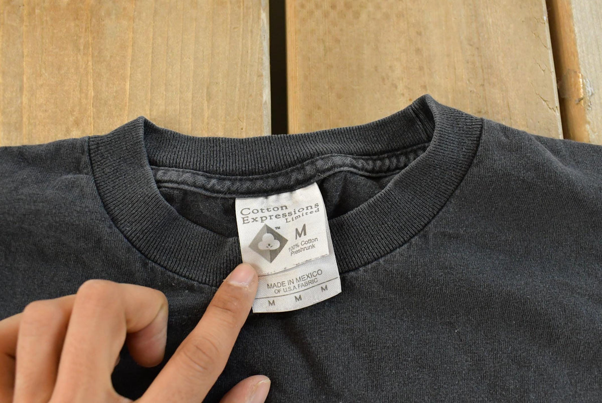 Vintage 1990s Periodic Table Of The Elements Single Stitch Graphic T Shirt Men's M from propervintagecanada
