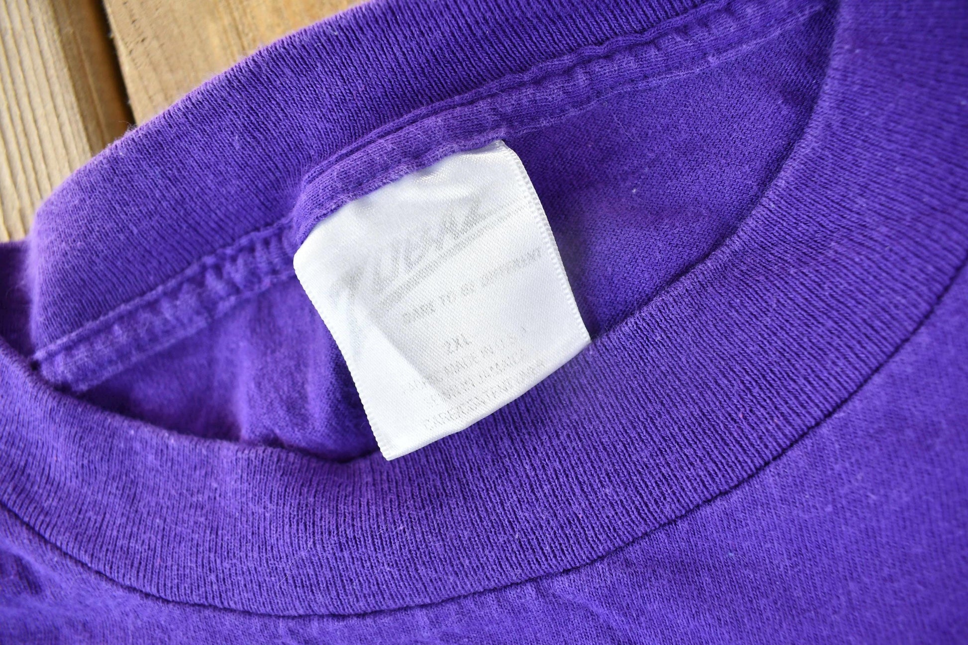 Vintage 1990s Phoenix Suns NBA Graphic T-Shirt from propervintagecanada