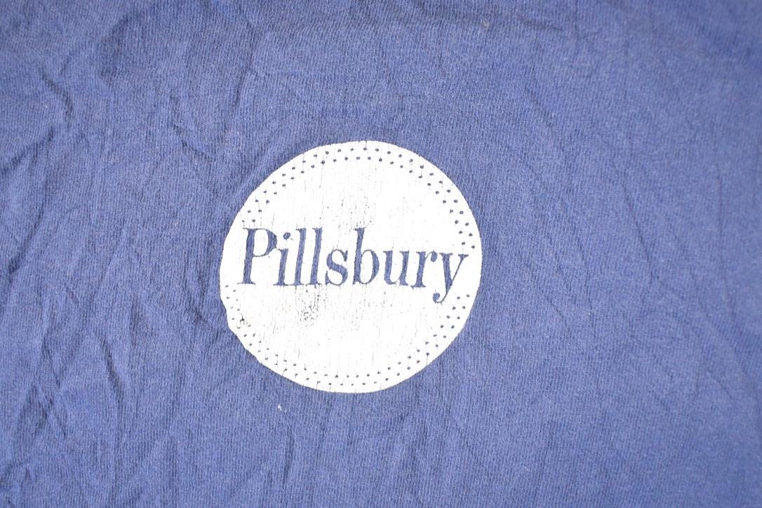 Vintage 1990s Pillsbury Doughboy Souvenir Travel T-Shirt Men's XL from propervintagecanada