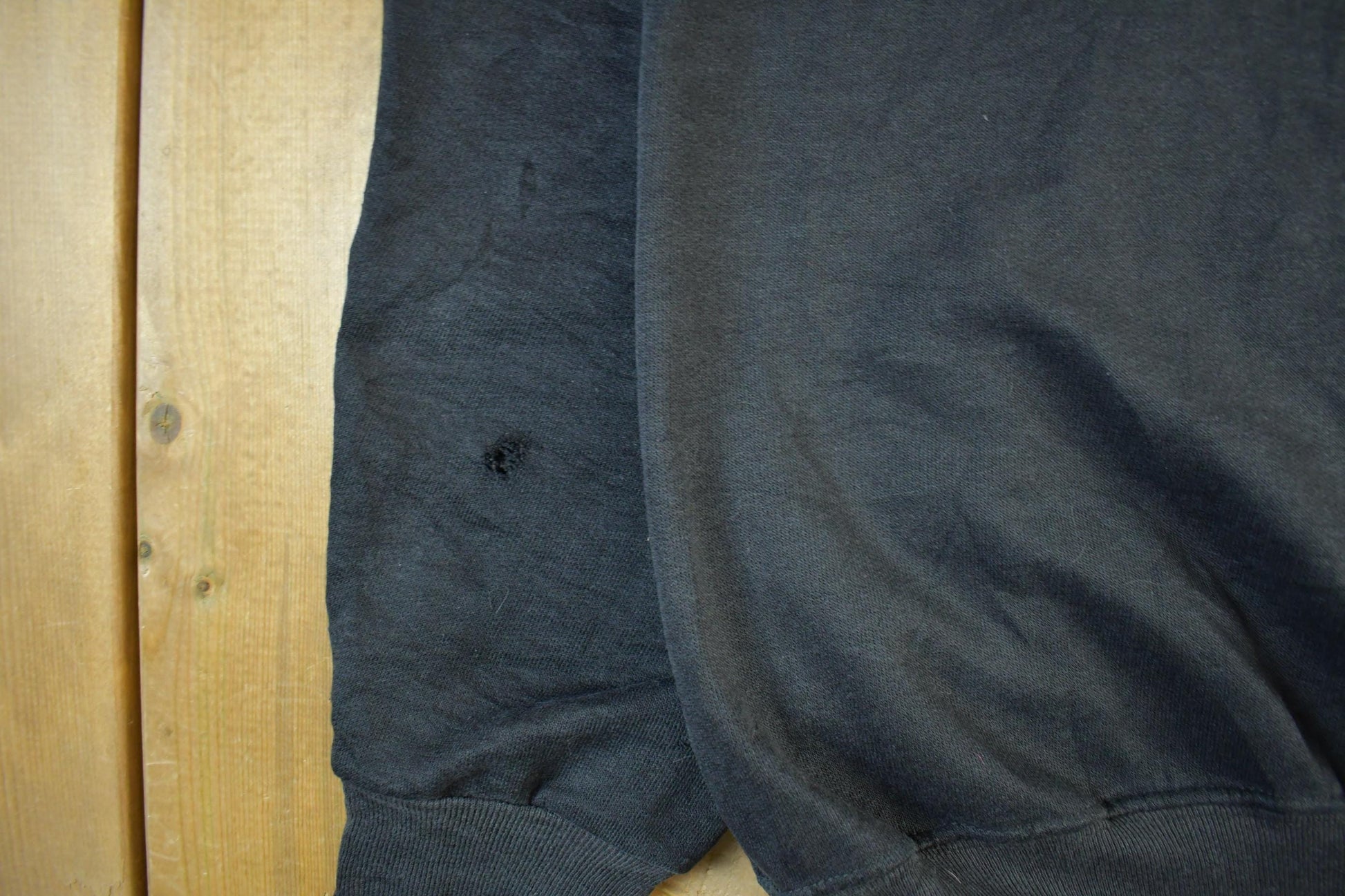 Vintage 1990s Pittsburgh Penguins NHL Crewneck Sweatshirt Men's XL from propervintagecanada