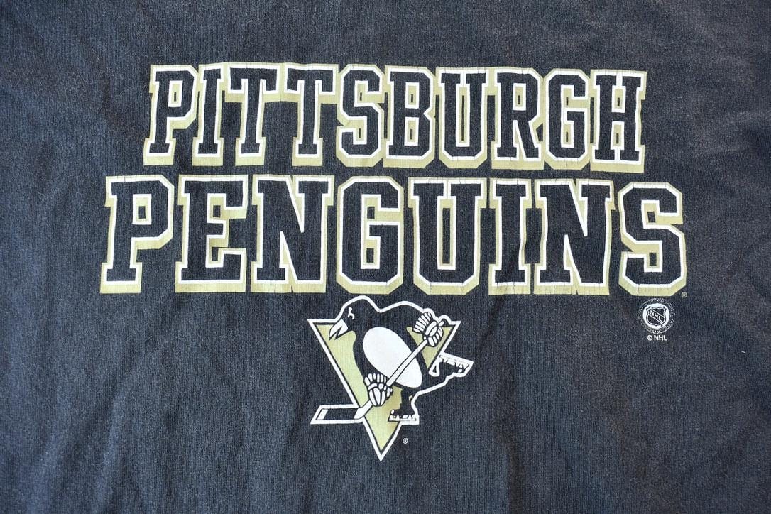 Vintage 1990s Pittsburgh Penguins NHL Hockey Long Sleeve Graphic T-Shirt Men's Large from propervintagecanada