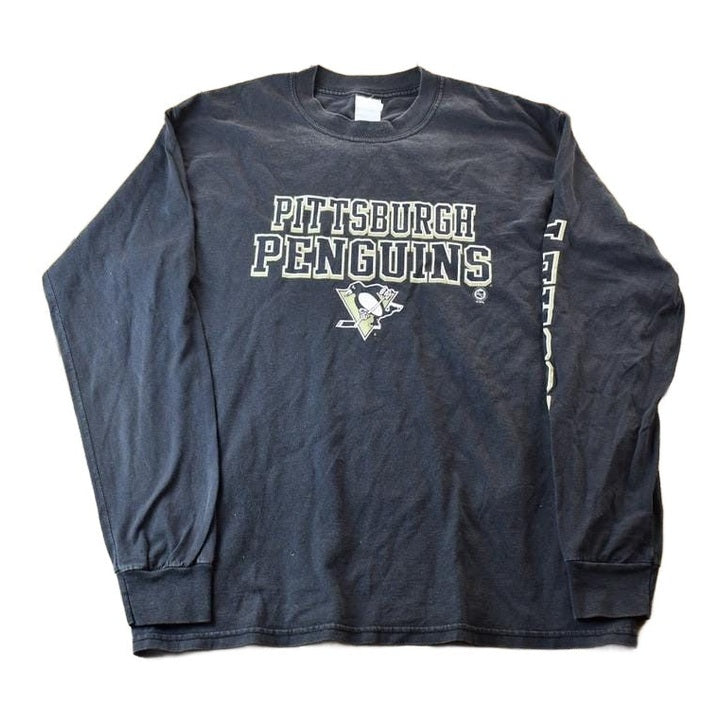 Vintage 1990s Pittsburgh Penguins NHL Hockey Long Sleeve Graphic T-Shirt Men's Large from propervintagecanada