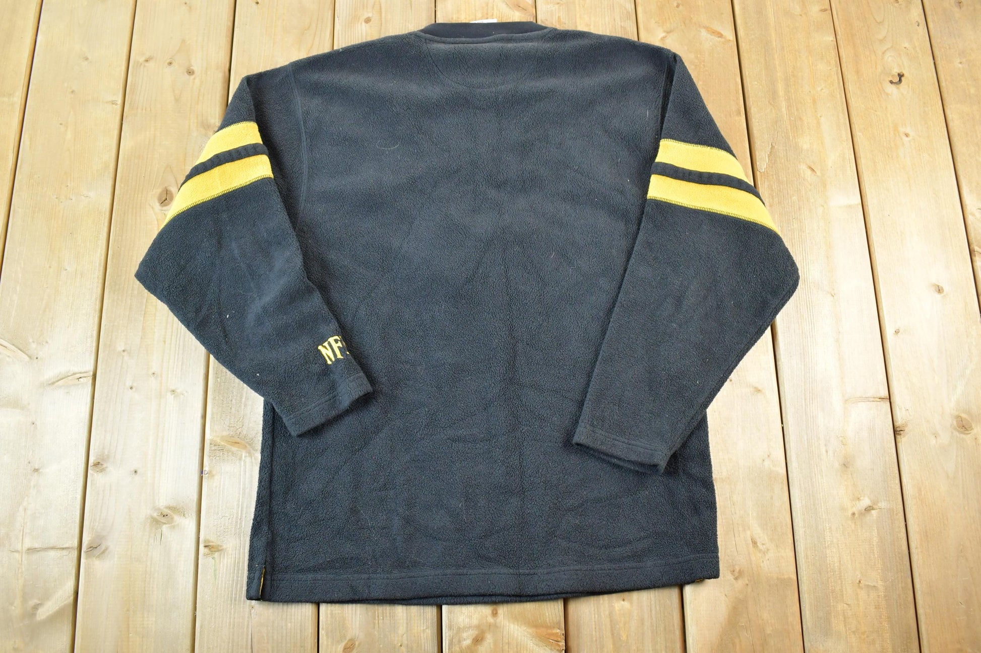 Vintage 1990s Pittsburgh Steelers NFL Crewneck Fleece Sweatshirt Mens L from propervintagecanada