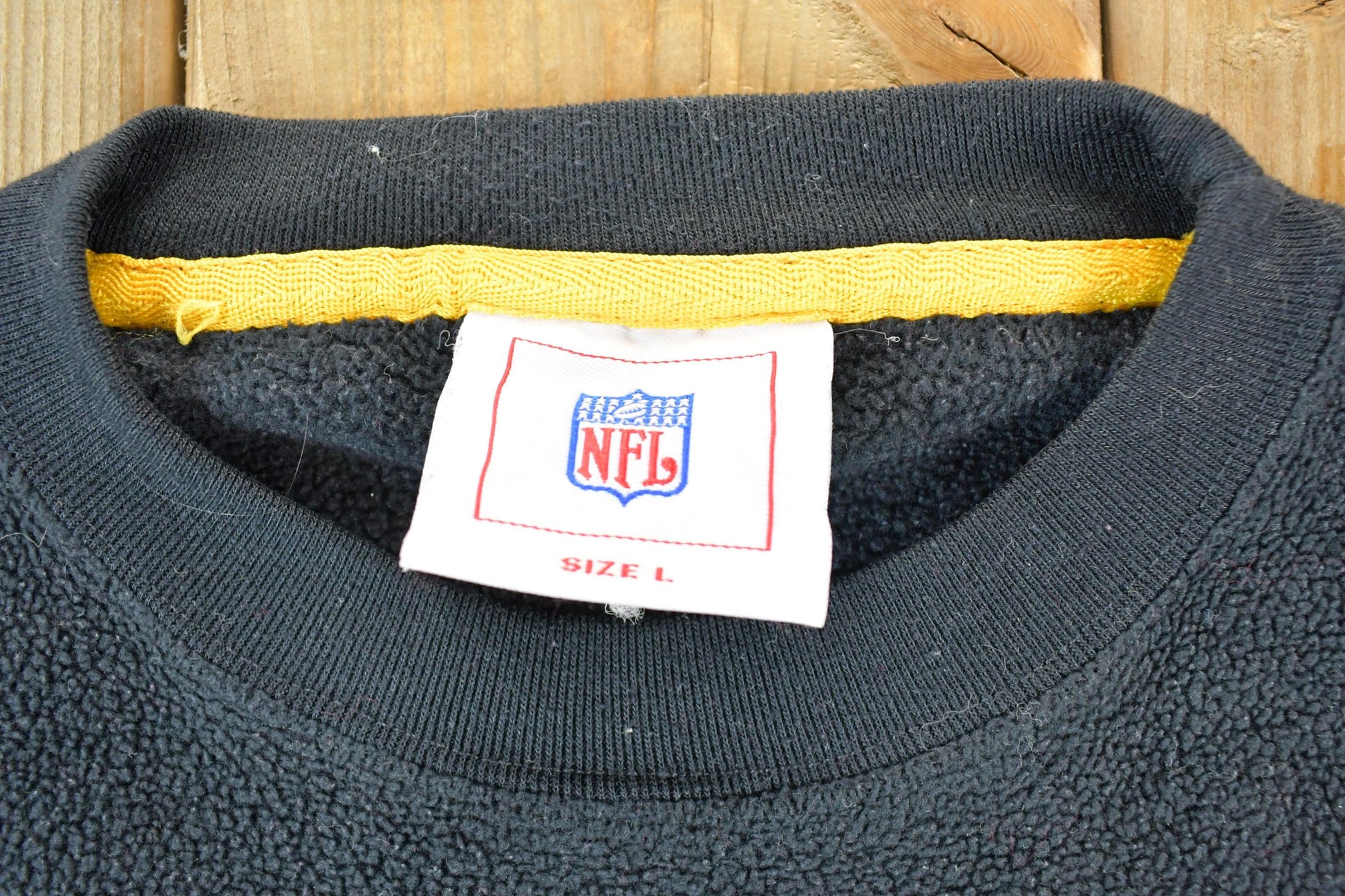Vintage 1990s Pittsburgh Steelers NFL Crewneck Fleece Sweatshirt Mens L from propervintagecanada