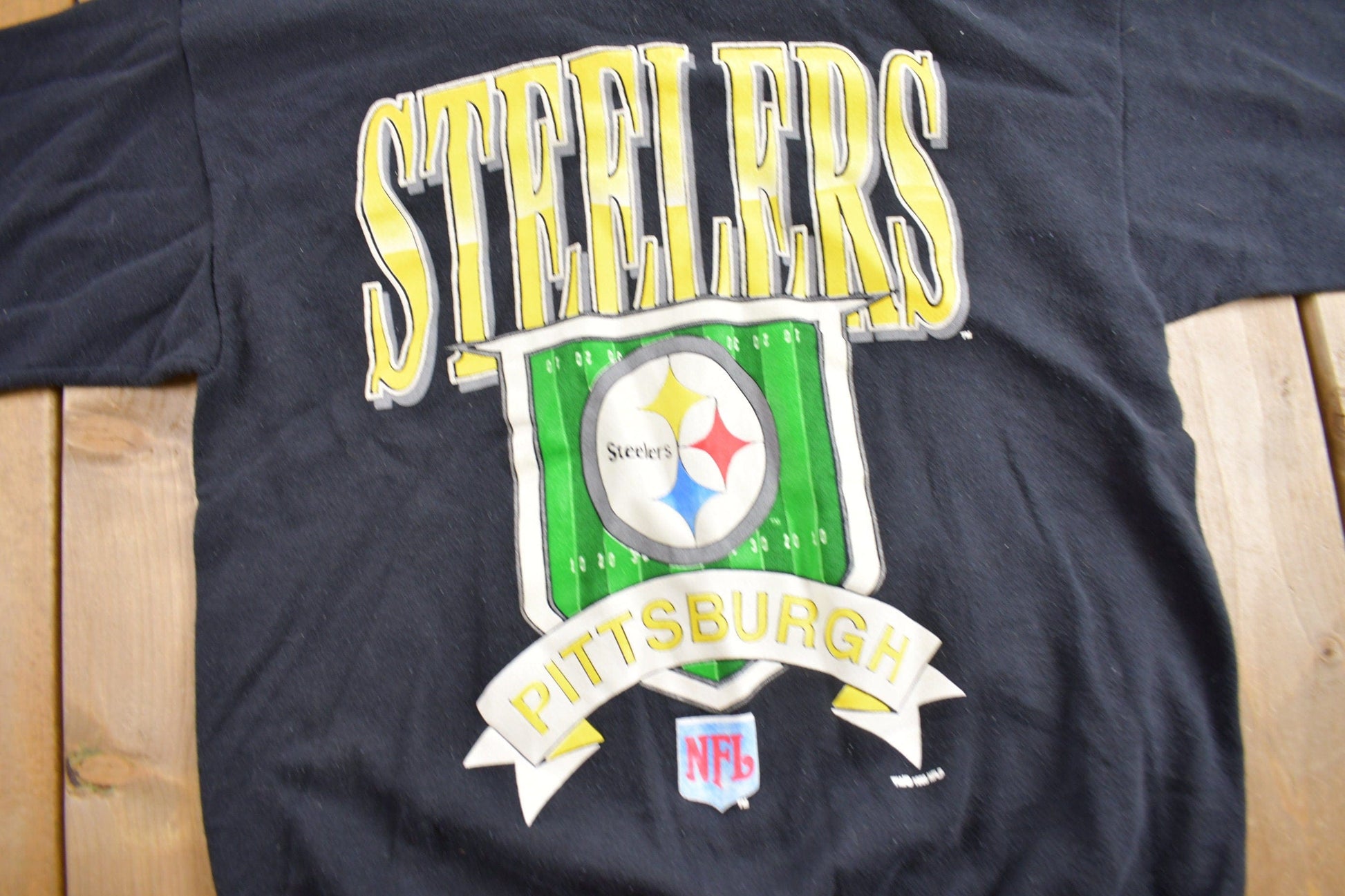 Vintage 1990s Pittsburgh Steelers NFL Crewneck Sweatshirt Men's Large from propervintagecanada