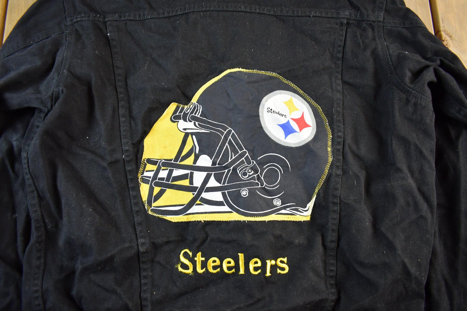 Vintage 1990s Pittsburgh Steelers NFL Denim Jean Trucker Jacket Men's Large from propervintagecanada