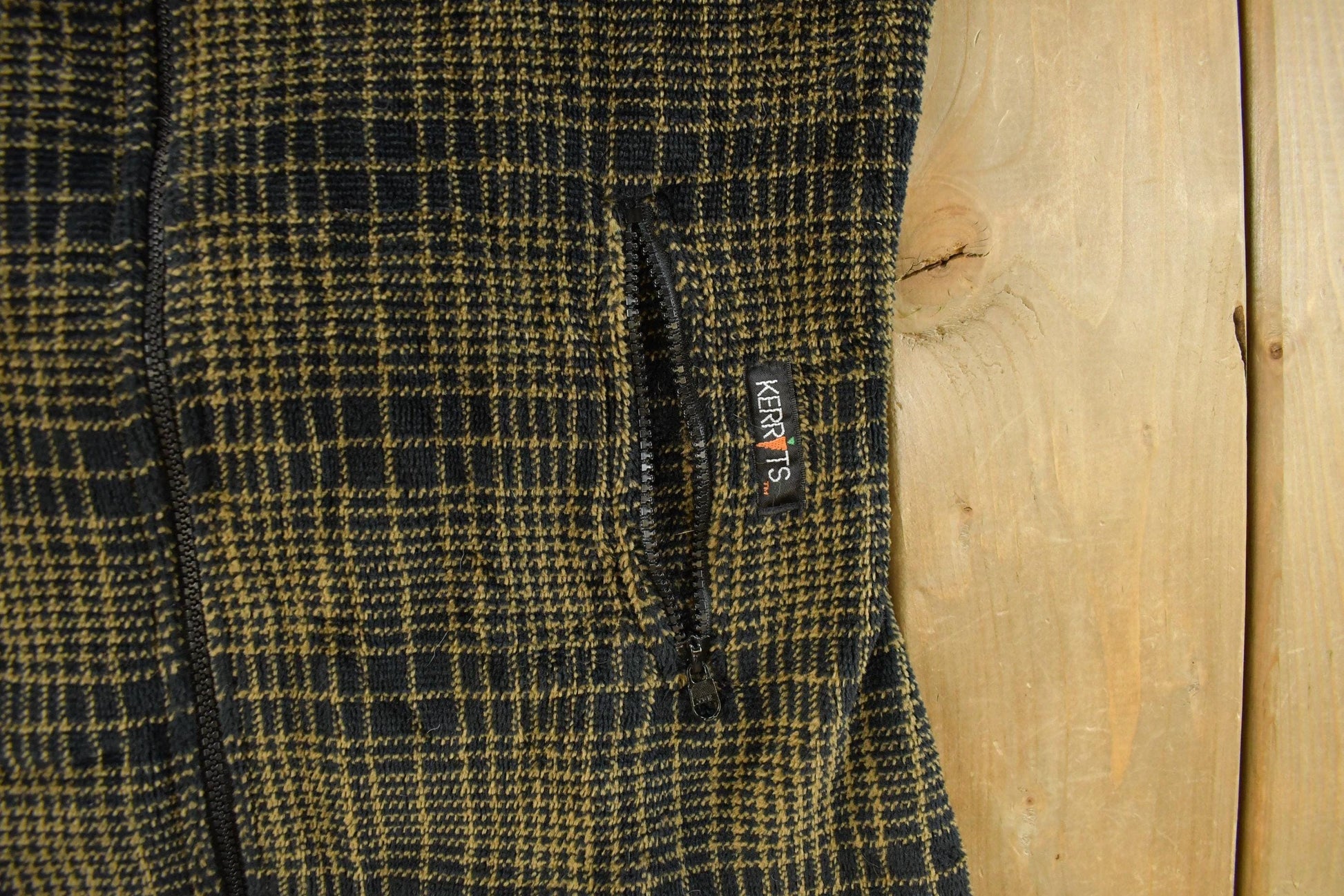 Vintage 1990s Plaid Full Zip Vest Jacket Women's Medium from propervintagecanada