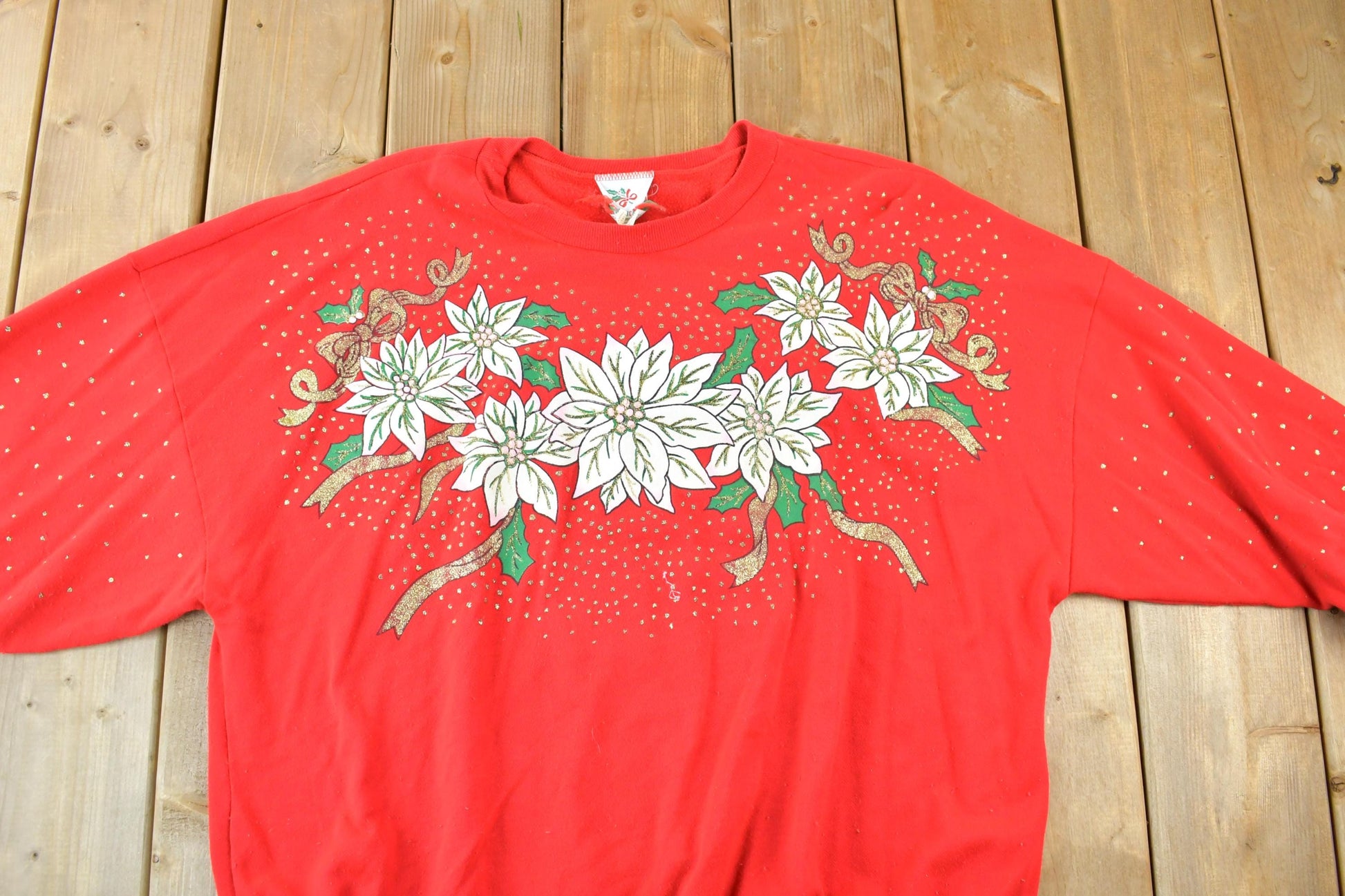 Vintage 1990s Poinsettia AOP Cute Crewneck Christmas Sweater Men's XL from propervintagecanada