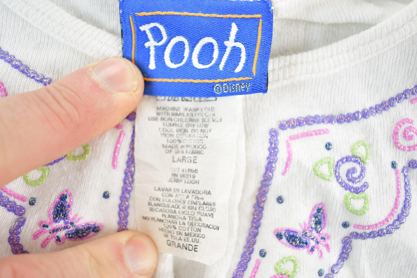 Vintage 1990s Pooh Disney Crewneck Womens L from propervintagecanada