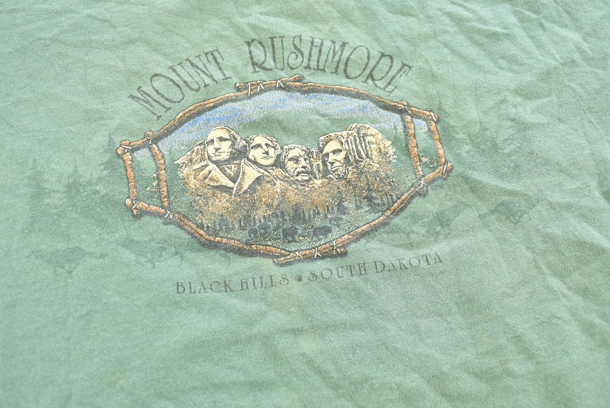 Vintage 1990s Prairie Mountain Black Hills South Dakota Mount Rushmore T-Shirt Men's 2XL Men's XL from propervintagecanada