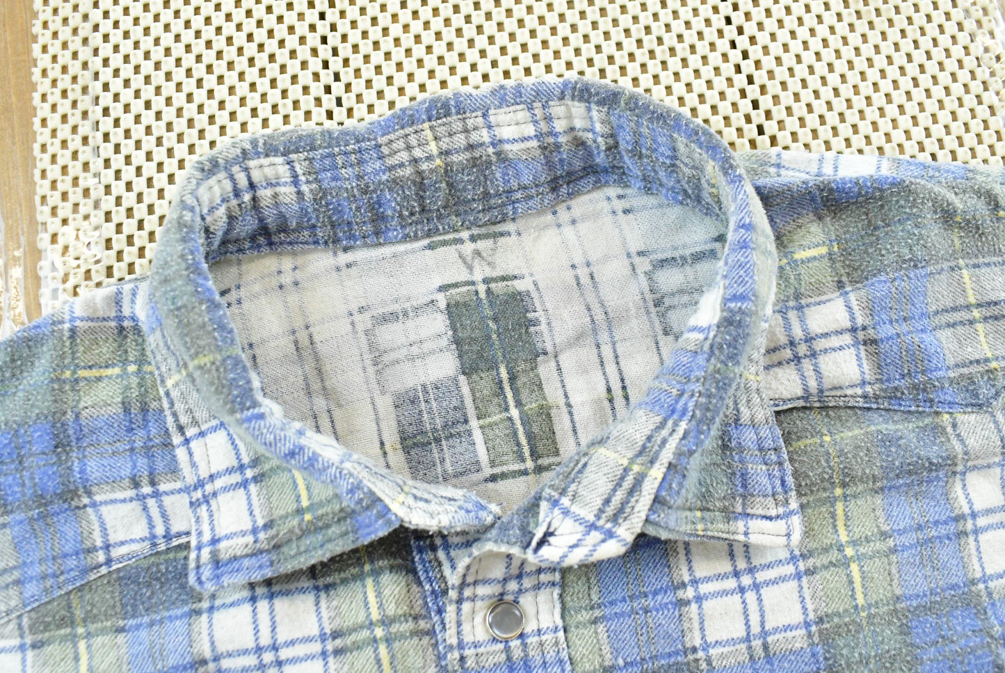 Vintage 1990s Printed Cotton Plaid Flannel Button Up Shirt Men's L from propervintagecanada