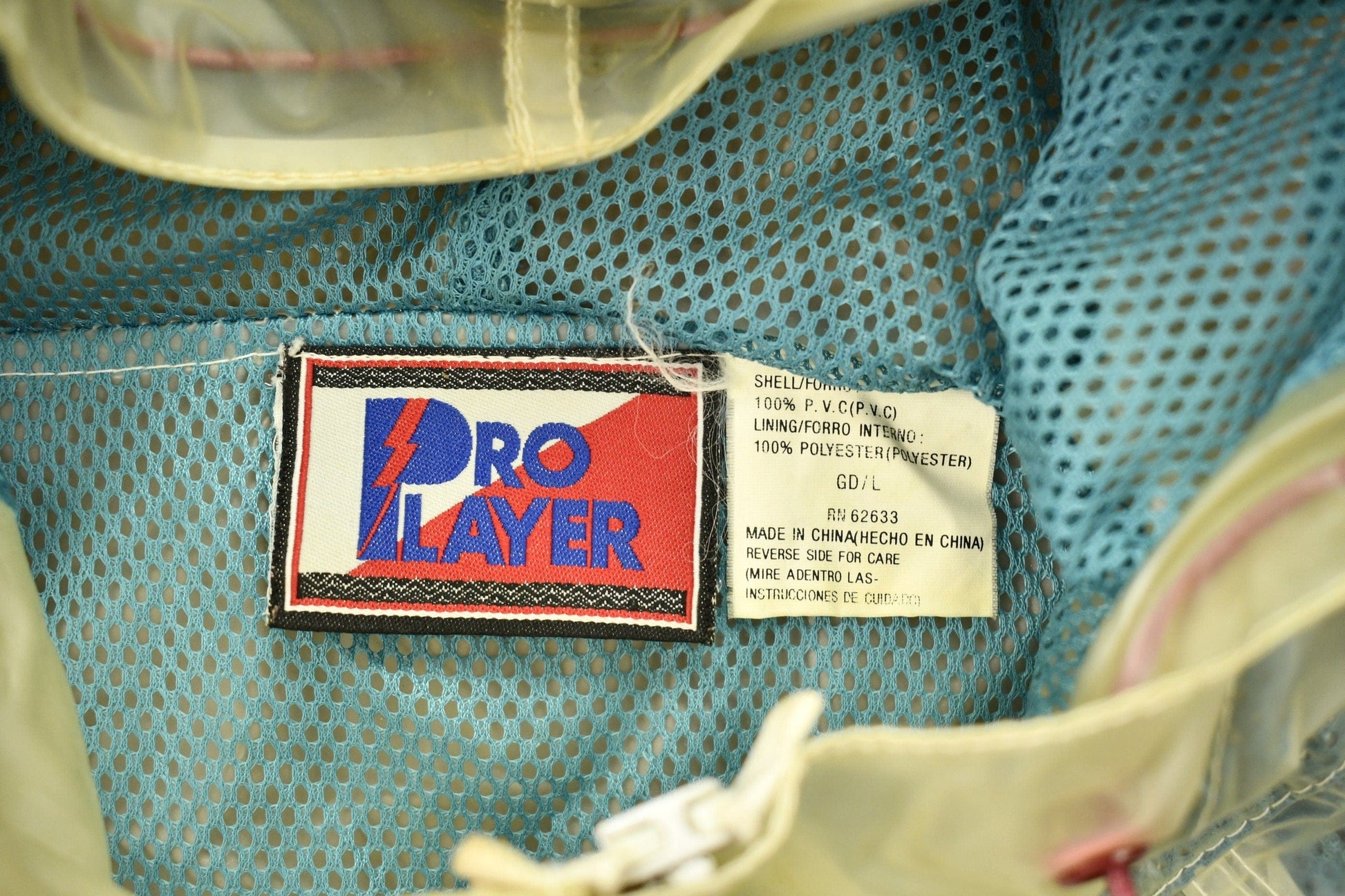 Vintage 1990s Pro Player Detroit Pistons MLB Windbreaker Rain Jacket Men's Large from propervintagecanada