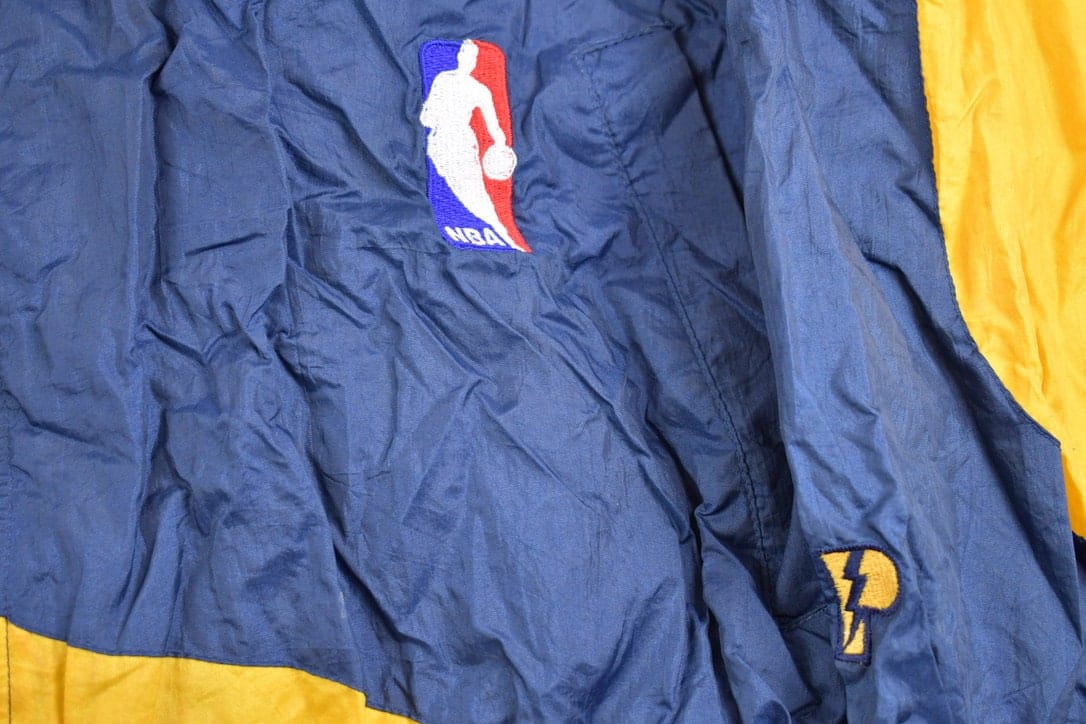 Vintage 1990s Pro Player Indiana Pacers NBA Windbreaker Jacket Men's XL from propervintagecanada