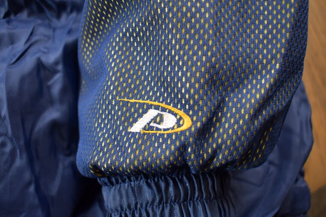 Vintage 1990s Pro Player Indiana Pacers NBA Winter Jacket Men's Large from propervintagecanada