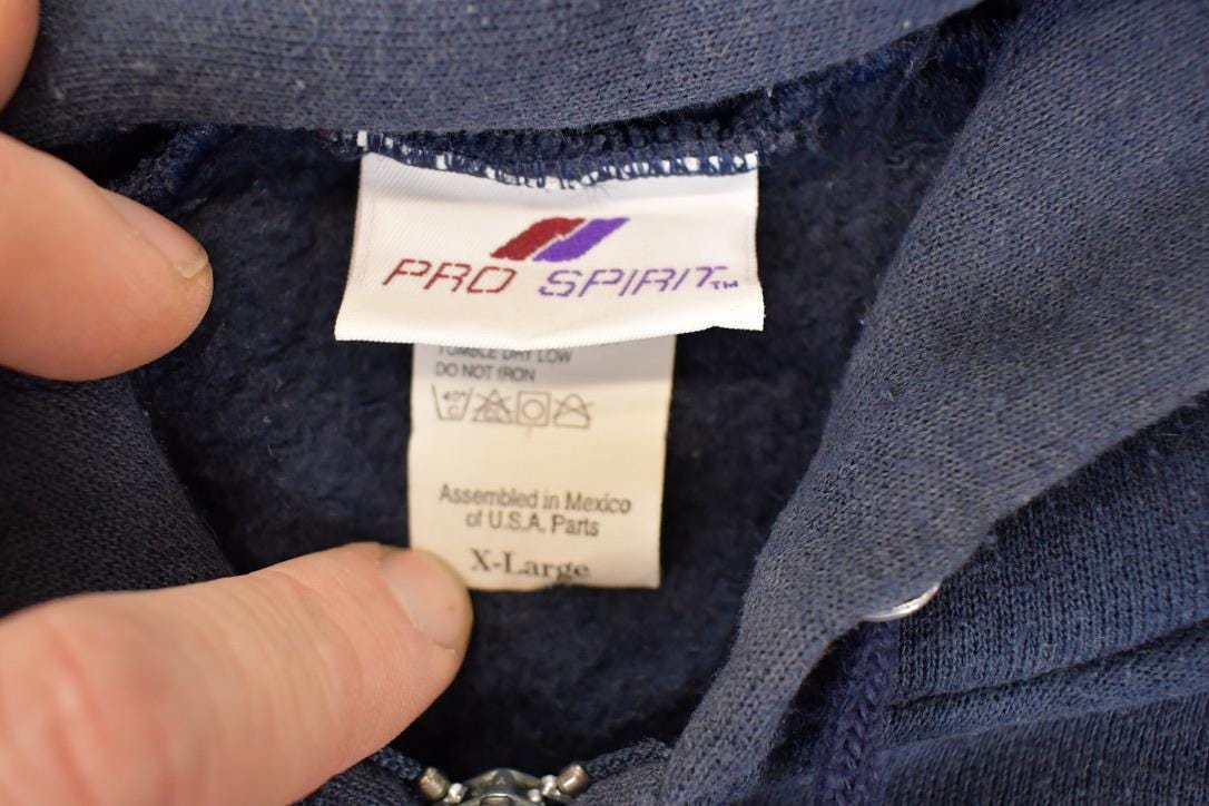 Vintage 1990s Pro Spirit Zip Up Blank Hoodie Sweatshirt Men's L from propervintagecanada