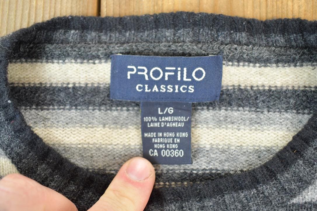 Vintage 1990s Profilo Classics 100% Lambswool Knit Abstract Pattern Crewneck Sweater Made In 90s Crewneck Men's Large from propervintagecanada