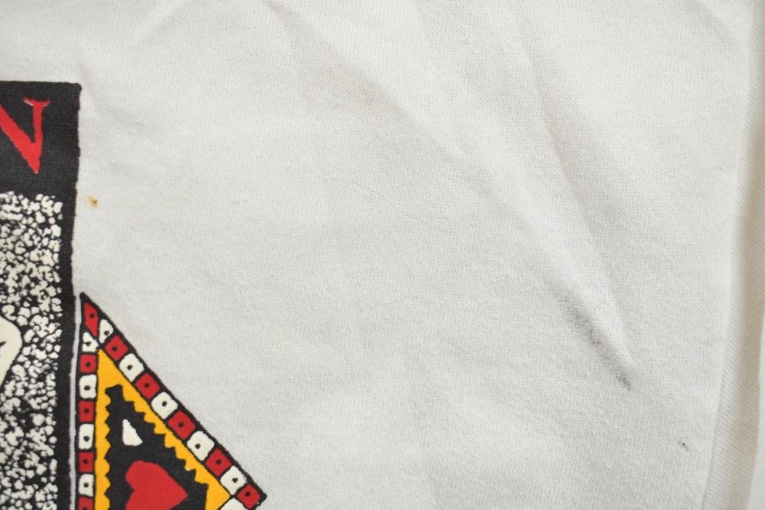 Vintage 1990s Queen of Hearts Crewneck Sweatshirt Men's M from propervintagecanada