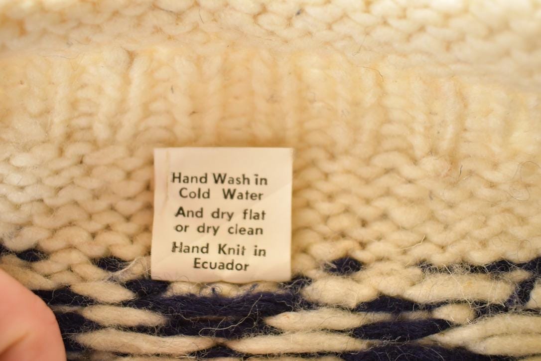 Vintage 1990s Quichua Maqui Wool Knit Crewneck Sweater Women's L from propervintagecanada