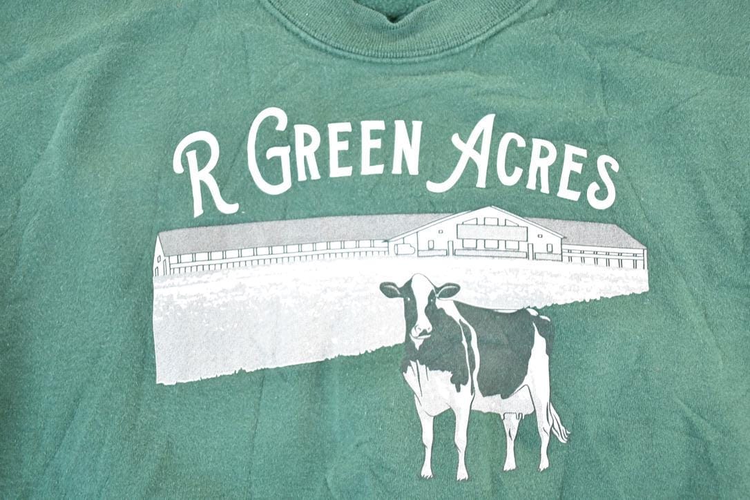 Vintage 1990s R Green Acres Cow Crewneck Sweatshirt Mens L from propervintagecanada