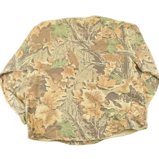 Vintage 1990s Realtree Camo AOP Graphic Print Crewneck Shirt Mens L from propervintagecanada