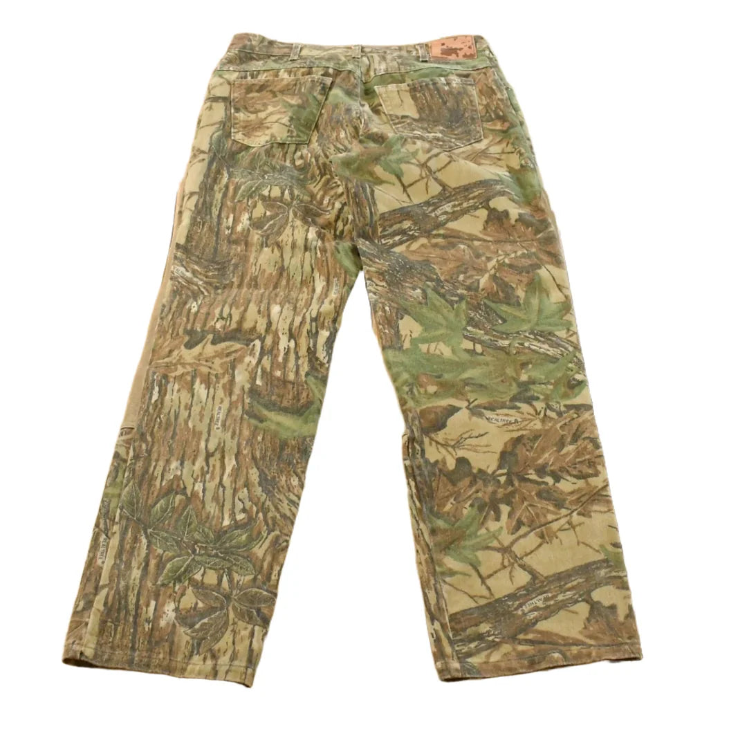 Vintage 1990s Realtree Camo Double Knee Hunting Pants Men's 34 x 31.5 from propervintagecanada