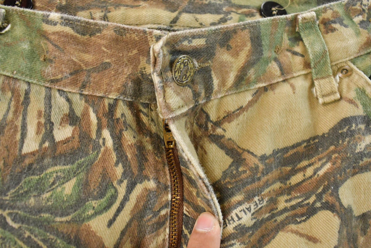 Vintage 1990s Realtree Camo Double Knee Hunting Pants Men's 34 x 31.5 from propervintagecanada