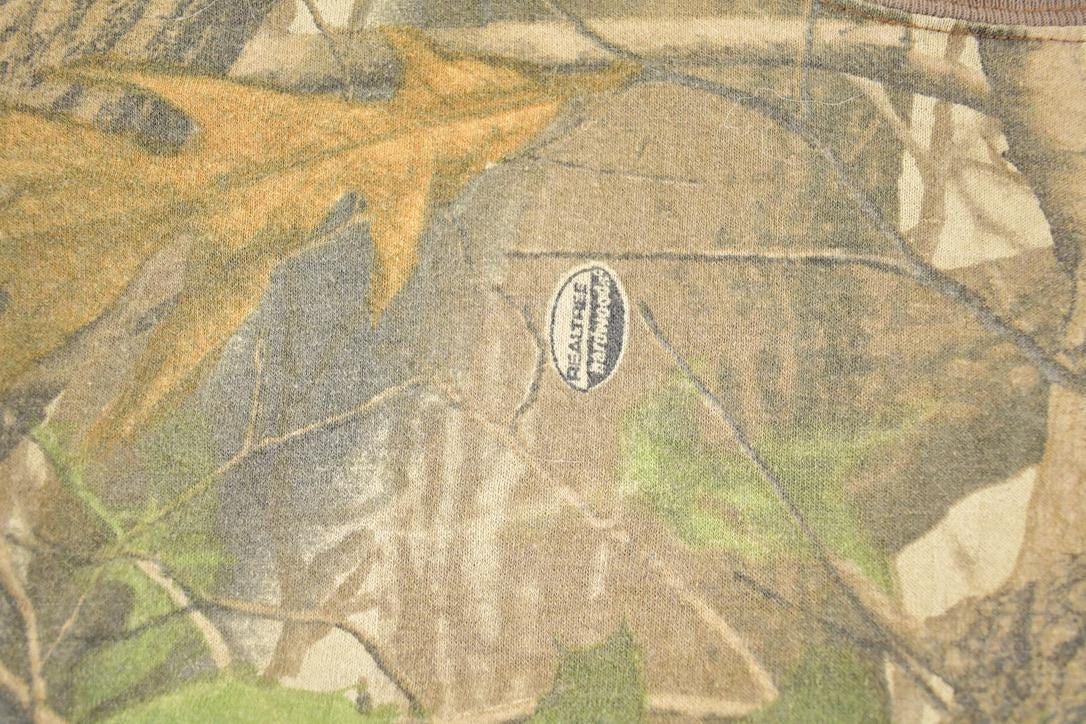 Vintage 1990s Realtree Camo Souvenir Crewneck Shirt Men's L from propervintagecanada