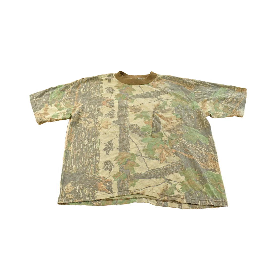 Vintage 1990s RealTree Camo T-Shirt Men's L from propervintagecanada