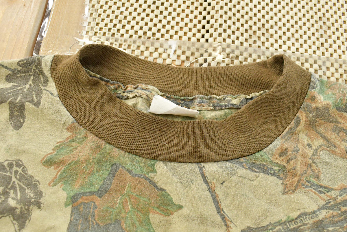 Vintage 1990s RealTree Camo T-Shirt Men's L from propervintagecanada